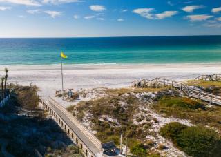 Beachside Villa 811 - 1
