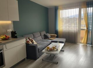 Cozy Central Apartment-Welcome Coffee and Wine - 6