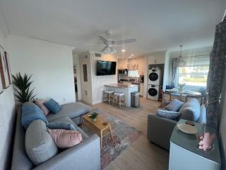 Coral Resort B-1 - Water Views! Ground Floor - 9