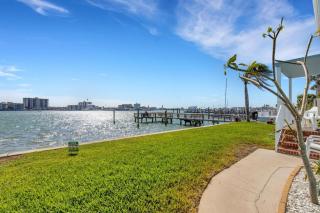 Beach Condo with Heated Pool, Steps to Sand, Coral Resort A-4 - 2