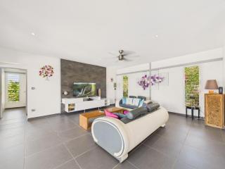 Villa pour 6 - Piscine et vue mer - Détente GP SF69 - 3
