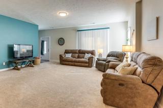 3 Mi to Bull Shoals Lake Peaceful Escape with Patio - 3