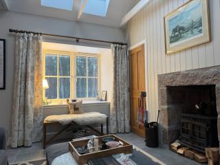 Cosy Highland Cottage in the Woods on Royal Deeside - 0
