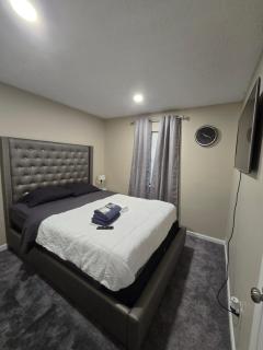 Private Queen Room Guesthouse near Stone Mountain - 8