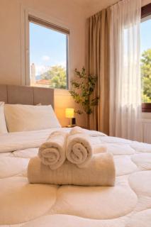 Elegant Old Town Suite - 5