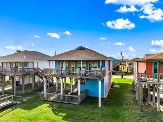 Beach Front Private Walk Over Family Friendly - 6