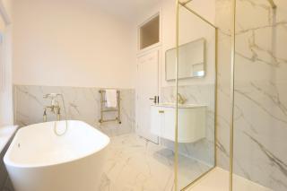 Somerley Halifax - Luxury 6 Bedroom Stay - 3
