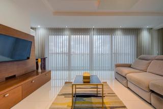 Unique - Spacious 3BR Premium Flat - 5