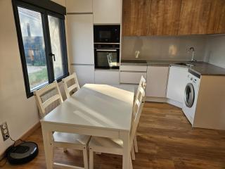 Maison indépendante équipée avec 2 suites parentales et un canapé lit au salon - 4