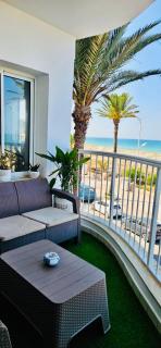 شقة مطلة على البحر - 9