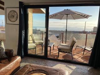 Airy Beach Side Home - 4