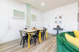 Bright & Airy Home w/Stylish, Contemporary Touches - 6