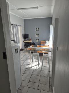 Suné's Self Catering 1 - 1