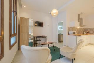 Gorgeous Apartment close to City Centre - 1