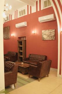 Surya Niwas Boutique Hotel & Garden - 1