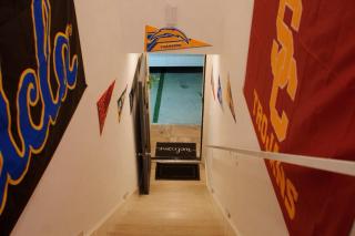 Themed Townhouse Retreat Near LAX and Sofi - 3