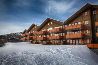 Perfectly Located-Close To Ski Slopes And Hiking Trails - 8