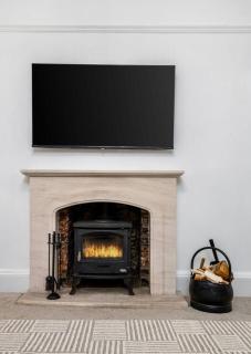 Stirling Edwardian House - Fireplace,Garden,Parking - 4