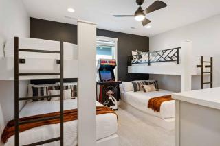 North Shore Villa at Desert Color by Ember Stays - 3