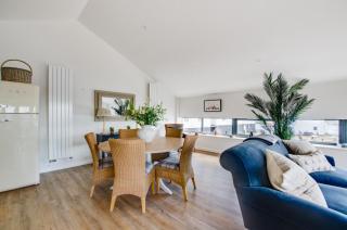 2 Bed in Woodbridge oc-chand - 4