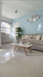 Cozy 2BR 2Bth walk 2 the beach Pool view Wi-Fi - 0