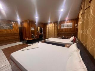 Hotel Aanandalok - 2