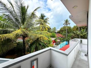 Vera Lanka Ocean Pool Villa - 5