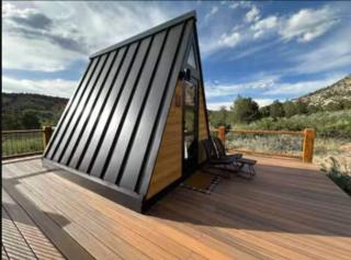 NEW! Unique Modern Glamping Chalet #3 - 4