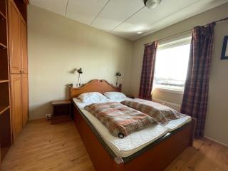 Central Apartment With 3 Bedrooms And Balcony - 3