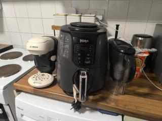 Tranquil Studio Retreat in Dublin 22 with Garden and BBQ - 3