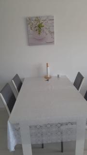 Sunny apartment 5 minutes to Mil Palmeras Beach - 3