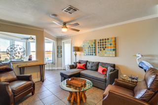 Walk to Beach! Pet-Friendly Mustang Island Retreat - 4