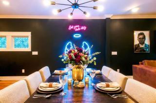 Booking Fast 12 Beds Large Yard Free Parking - 4