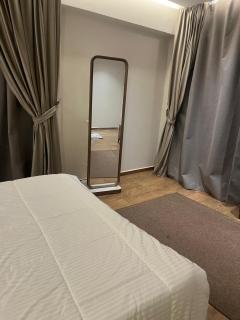 Comfortable apartment next to Mall of Arabia and Zayed Walk - 3