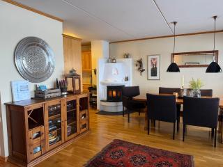 Perfectly Located-Close To Ski Slopes And Hiking Trails - 5