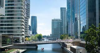 3 Bed 3 Bath Luxury Penthouse With River & City Skyline Views - 7