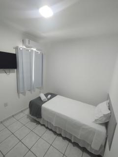 Quarto aconchegante e funcional perto da rodoviária Hospital do Câncer Pátio de eventos e universidades ótima localização - 2