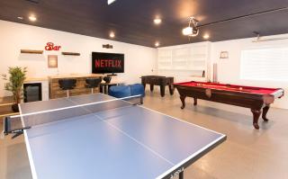 Canyon View House w/ hot tub, game room, views, and more - 8