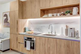 MIA Worldcenter Premium 1BR Balcony & Rooftop Pool - 6