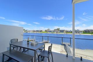 Reflections on the water 2B River Park Road Port Macquarie - 3