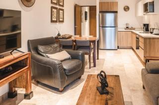 Chic 2BR in Exclusive Building - 2