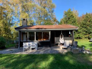 Cozy Beach House In Peaceful Nature - 0