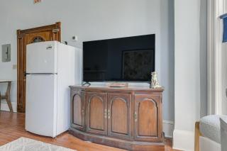 1 Block to Penn Station-Baltimore! Urban Studio - 1