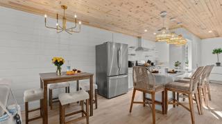 Sandbar Serenade by AvantStay Beachside Home Pool Tennis Court Beach Access Near Pier Park - 8