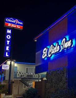 Cloud 9 Inn - El Ciello Inn - Pico Rivera - 9