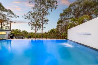 Hinterland Dreamers Poolside Retreat - 6