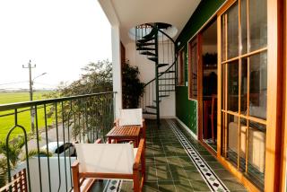 Shadyside 8 Leaves of Grass House - 2