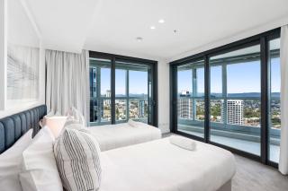 3 Bedroom Ocean Views - 3