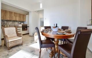 Awesome Home In Camaiore With House Sea View - 6