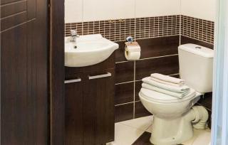 Cozy Apartment In Jaroslawiec With Wifi - 6